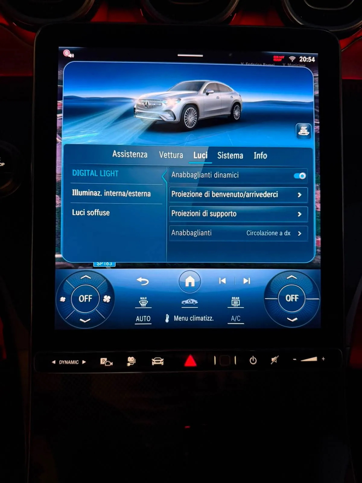 Menu Luci del sistema multimediale Mercedes-Benz con la sezione DIGITAL LIGHT: anabbaglianti dinamici, proiezione di benvenuto/arrivederci e proiezioni di supporto