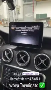 Display Mercedes-Benz acceso dopo il retrofit della telematica da NTG 4.5 a NTG 5.1